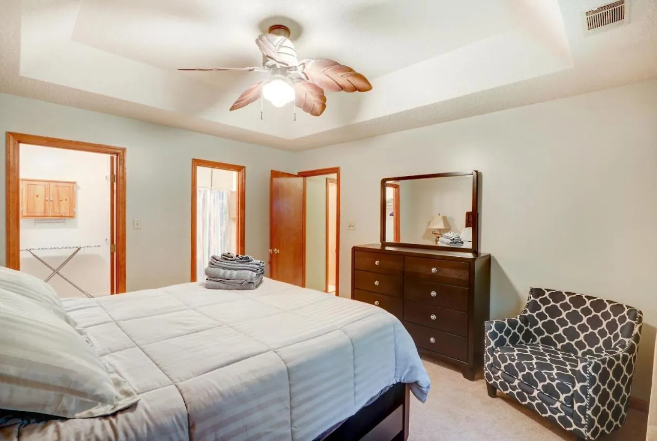 Pooler Travelers Retreat IV - Entire House - Villa Savannah 0*,  United States